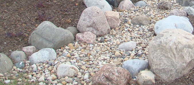 Rock bed for water drainage