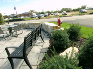 commercial landscaping restaurant patio northwestern in